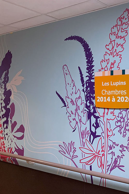 Design mural dans l'unité de vie Les Lupins de l'EHPAD Emile Gerard à Livry-Gargan