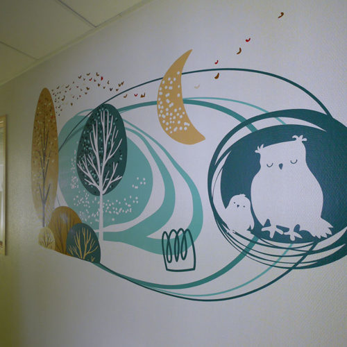 Design mural (Hibou) dans les espaces sommeil de la Maison d'Enfants à Caractère Social (MECS) de Worhmout AFEJI